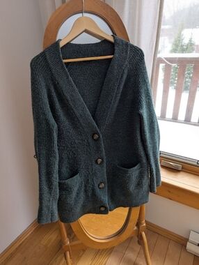 🌻 Denver Hayes - Green Cardigan